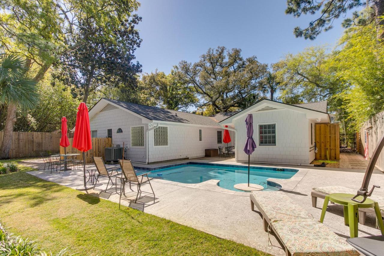 Spacious St Simons Island Vacation Rental With Pool! St. Simons Island Exterior photo