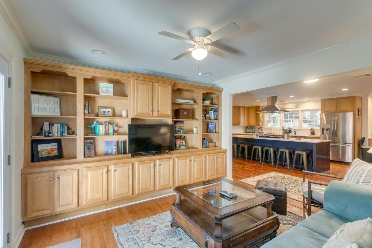 Spacious St Simons Island Vacation Rental With Pool! St. Simons Island Exterior photo