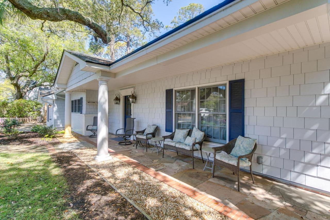 Spacious St Simons Island Vacation Rental With Pool! St. Simons Island Exterior photo